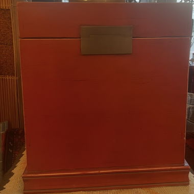 Holz- Aufbewahrungsbox, auch als Couchtisch