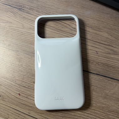MUK Barcelona Phone Case iPhone 17 Pro Max