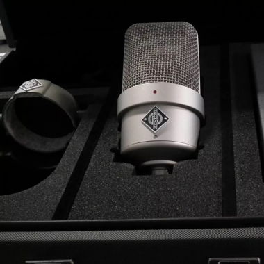 Neumann M49V Studio Röhren Kondensator Mikrofon