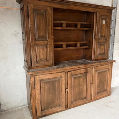 Grosser Buffetschrank aus Holz