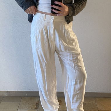 weisse Sommerhose