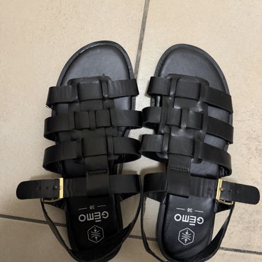 Sandali taglia 38