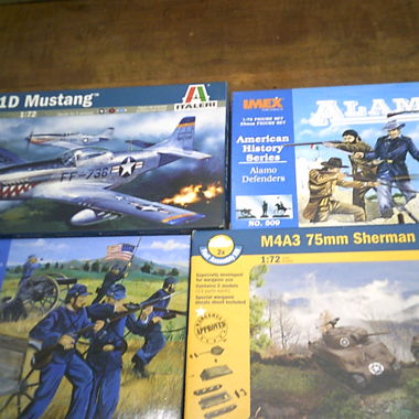 Set di modellismo con figure e veicoli