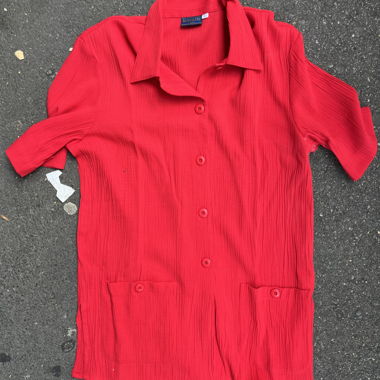 Chemise rouge à manches courtes