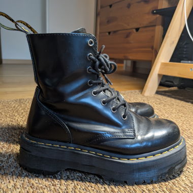 Dr. Martens schwarze Schnürstiefel "Jason"