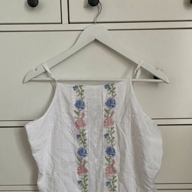 besticktes Top