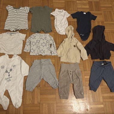 Baby clothing bundle