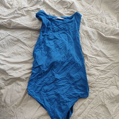 Blauer Body