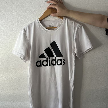 Adidas Sport Essentials T-Shirt S