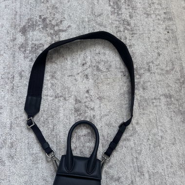 Jacquemus Mini Handtasche schwarz