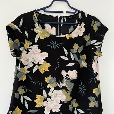 Florales T-Shirt 