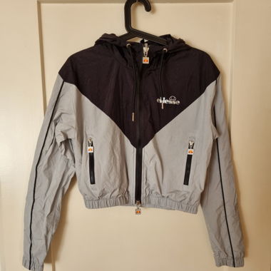 kurze Jacke