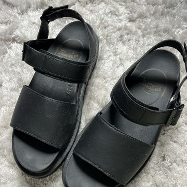 Sandali