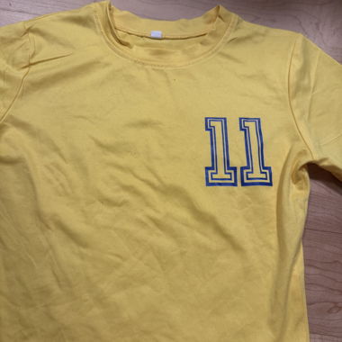 Gelbes Brasil T-Shirt Nr. 11