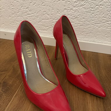 Escarpins vernies rouges