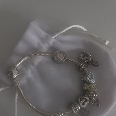 Pandora Armband 925 mit Charms 
