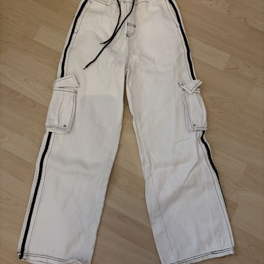 Weisse Jeans