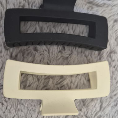 2 mollette per capelli nero/crema