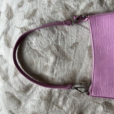 Sac d’épaule rose 