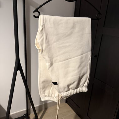 Fear of god Essentials Sweatpants Creme