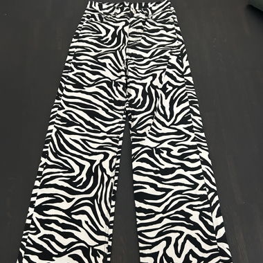 Jeans imprimé zèbre