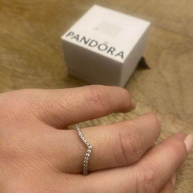 Anello Pandora con pietre