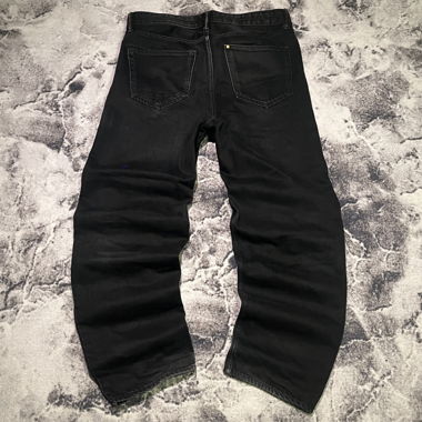 Basic Loose Fit jeans