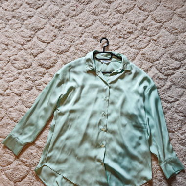 chemise satin turquoise