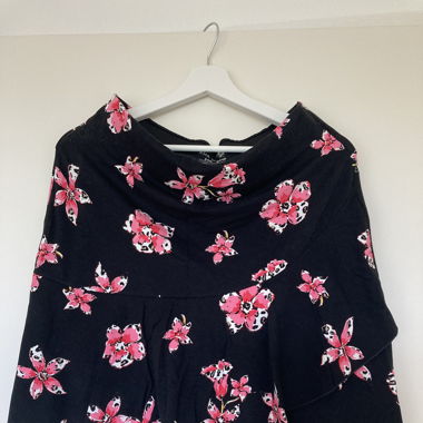 Jupe, mit Blumen