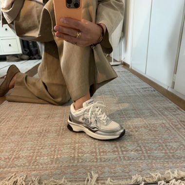 Sneaker in Silver