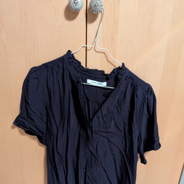 Dunkelblaues Top