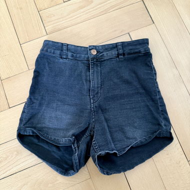 Schwarze Hotpants