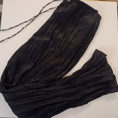 Pantalon noir plissé