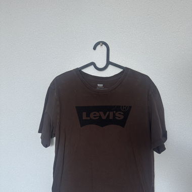 Levis 
