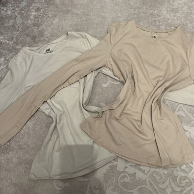 2 H&M Langarmshirts beige & creme