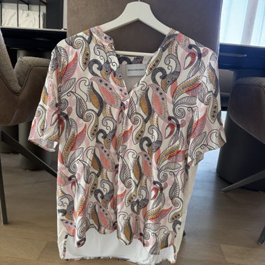 Blusa da donna in seta con fantasia « Herzensangelegenheit »