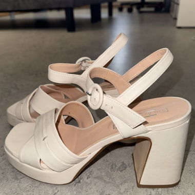 Sandales 5th Avenue, pointure 40, cuir véritable