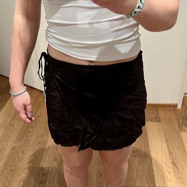 Wrap skirt to tie yourself