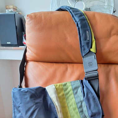 Crumpler Dinky D (M)