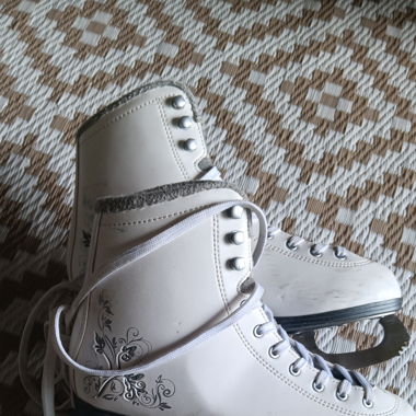 Schlittschuhe