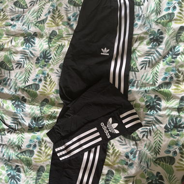 Pantaloni sportivi Adidas neri