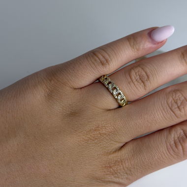 Anello color oro con pietre