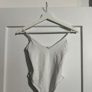 Body weiss