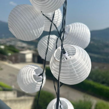 Sonnenkette mit 10 Laternen