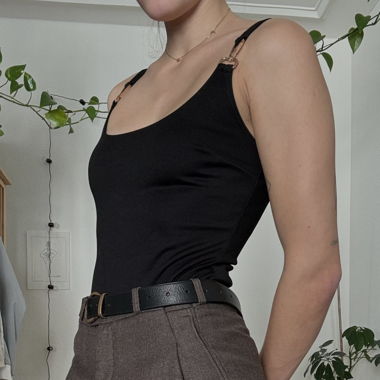 Body schwarz mit gold Details
