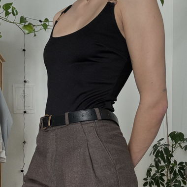 Body schwarz mit gold Details