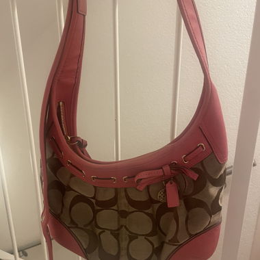 Coach Shoulder Bag
