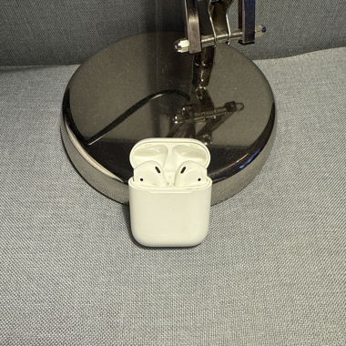 AirPods avec boitier de charge