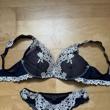 Intimissimi Spitzenset BH und Tanga