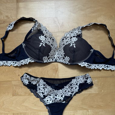 Intimissimi Spitzenset BH und Tanga
